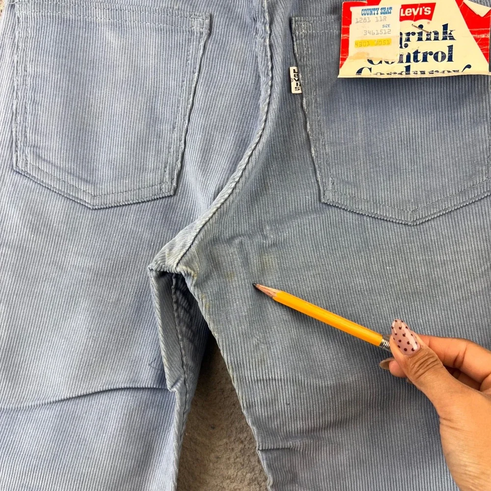 New Vintage 70s Levi's Kids Girls‎ Blue Corduroy Bell Bottom Jeans Size 11